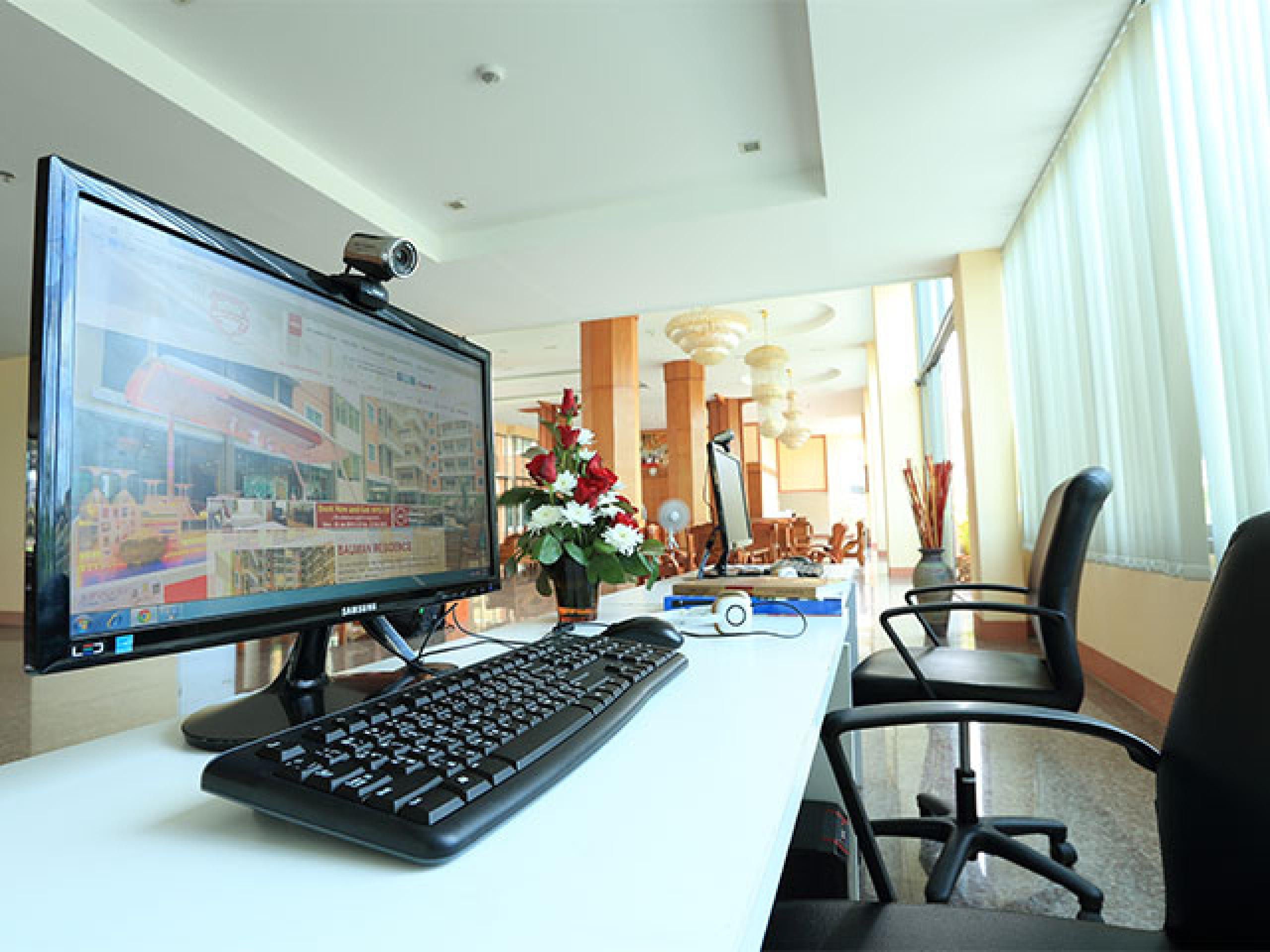 Hotel Bauman Residencia Phuket Exterior foto
