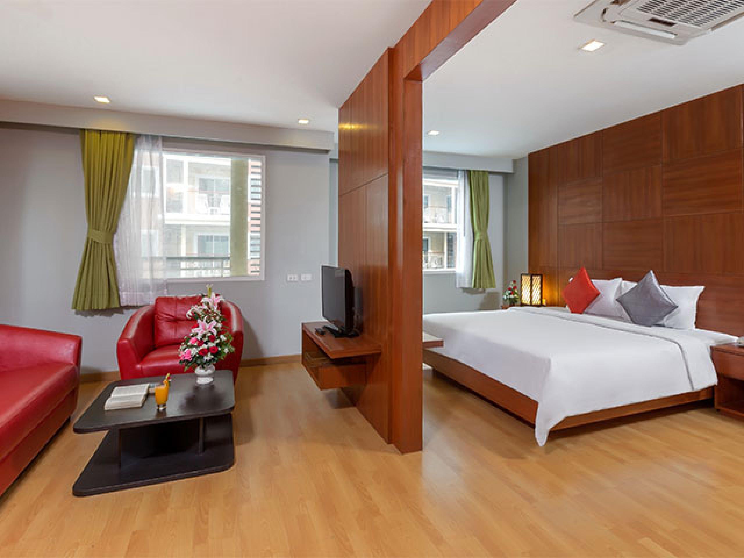 Hotel Bauman Residencia Phuket Exterior foto
