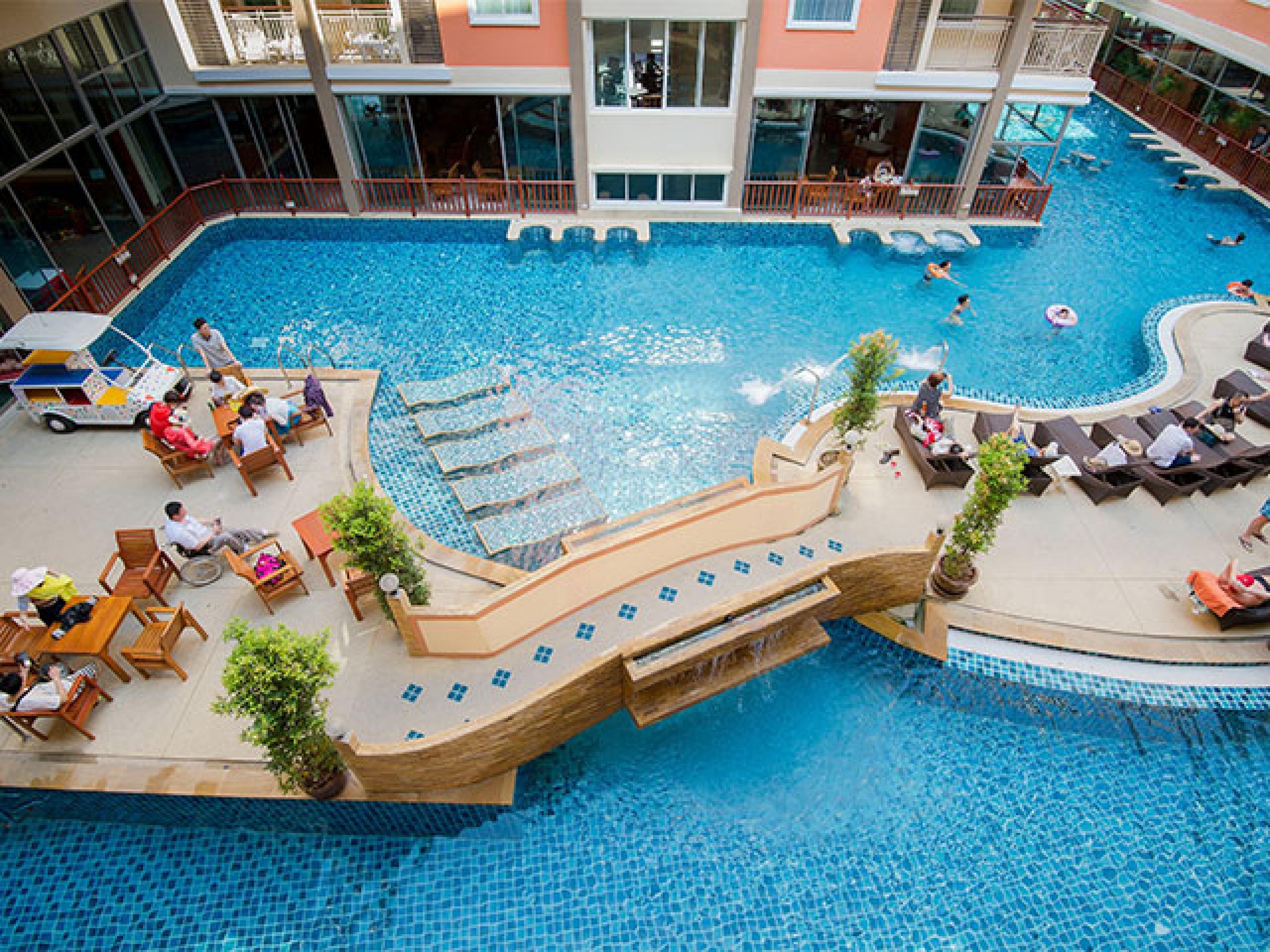 Hotel Bauman Residencia Phuket Exterior foto